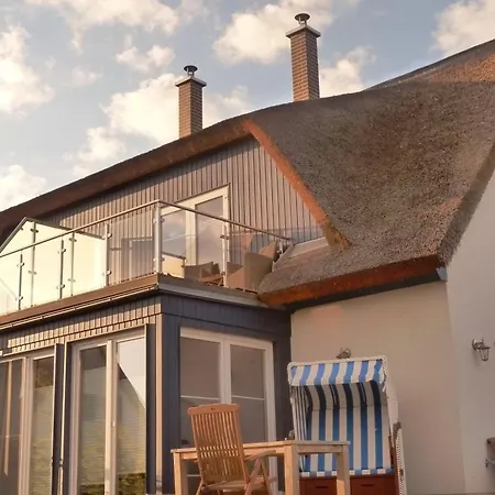 Ruegenhaus Bootsmann Holiday home Breege