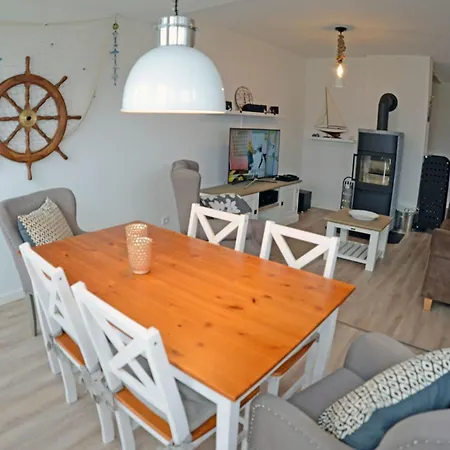 Ruegenhaus Bootsmann Holiday home