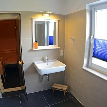 Holiday home Ruegenhaus Bootsmann