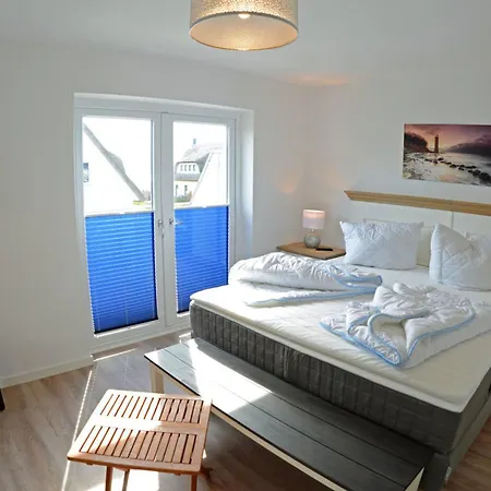 Holiday home Ruegenhaus Bootsmann Breege